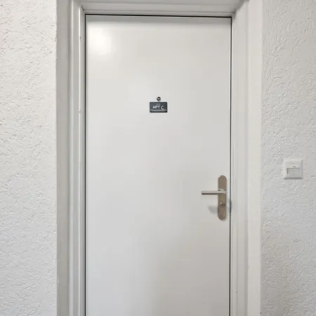 Apartamento Muenstergasse Old Town