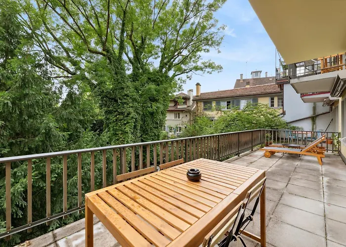 Muenstergasse Old Town Zurique