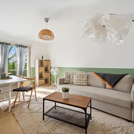 Münstergasse Old Town Apartment