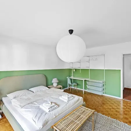 Münstergasse Old Town Apartment Zürich