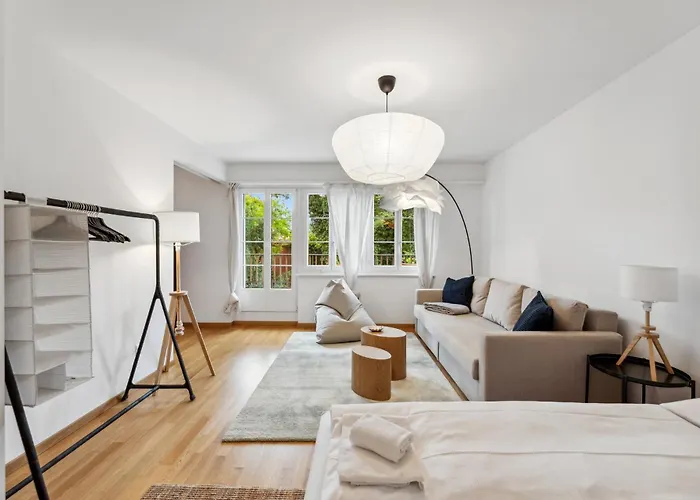 Apartment Muenstergasse Old Town