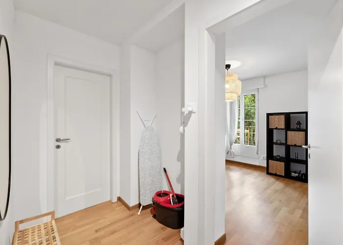 Apartment Muenstergasse Old Town Zurich